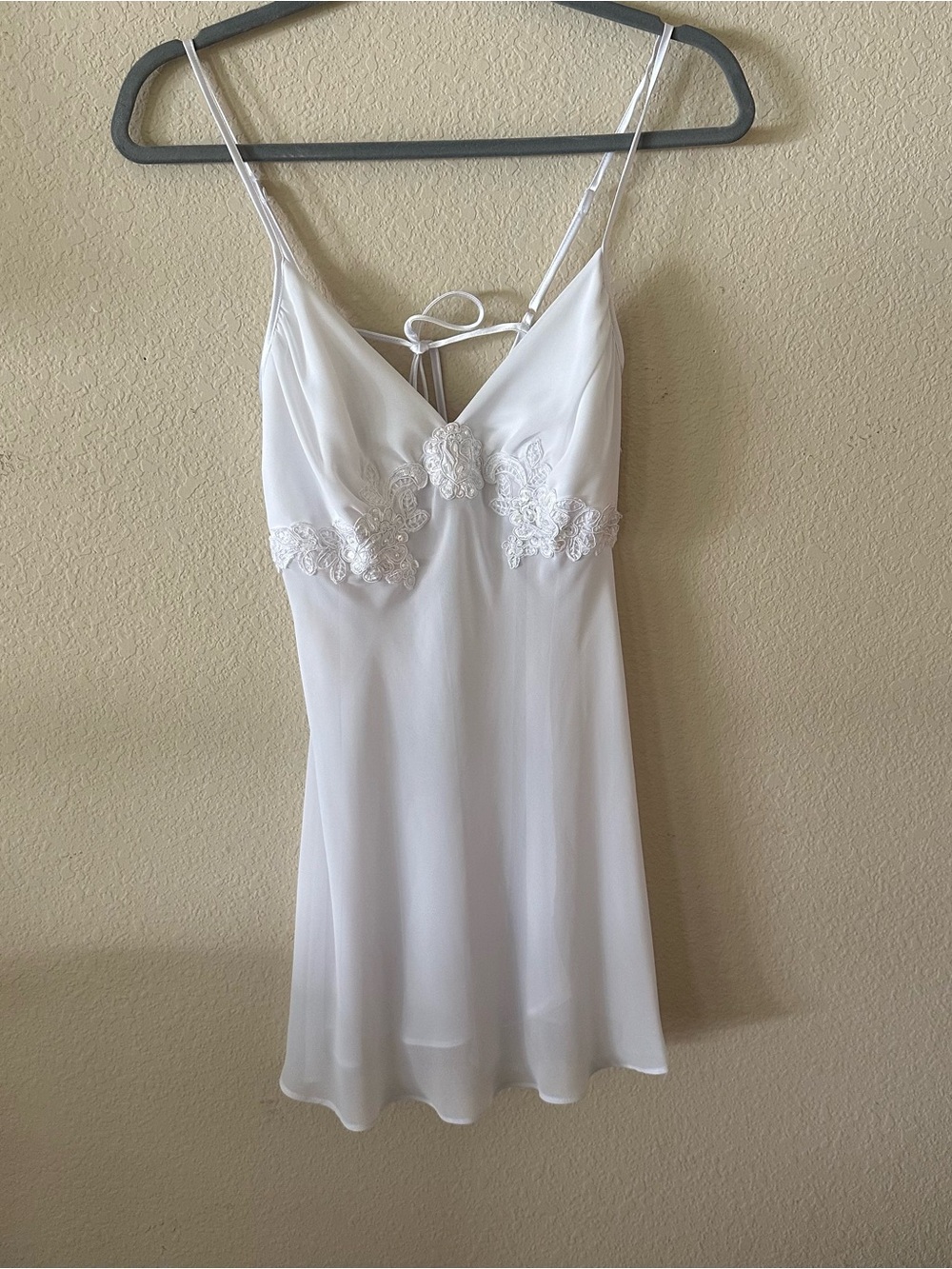 Linea Donatella White Lace-Trim Chemise Slip size Small